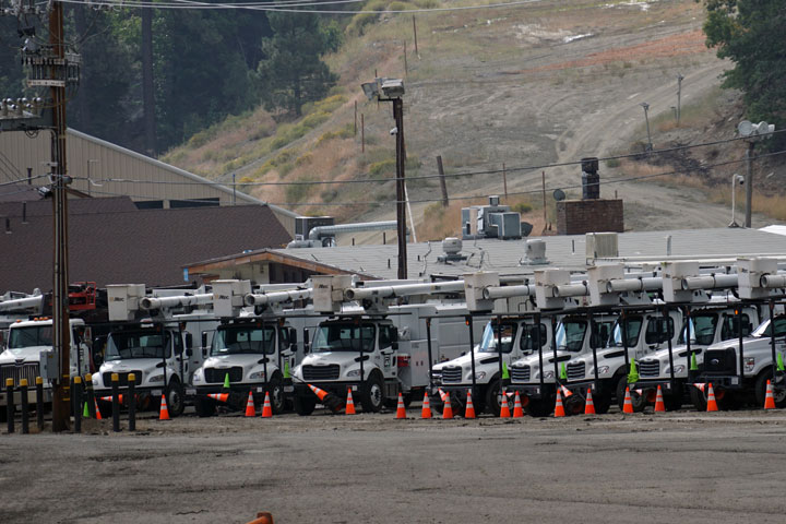 More work crews getting ready to repair services to Wrightwood.