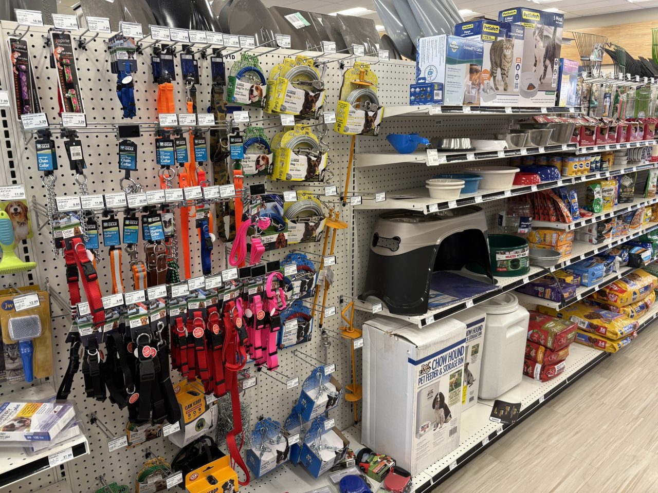 Mills Hardware offers all of your hardware needs and more including pet items.