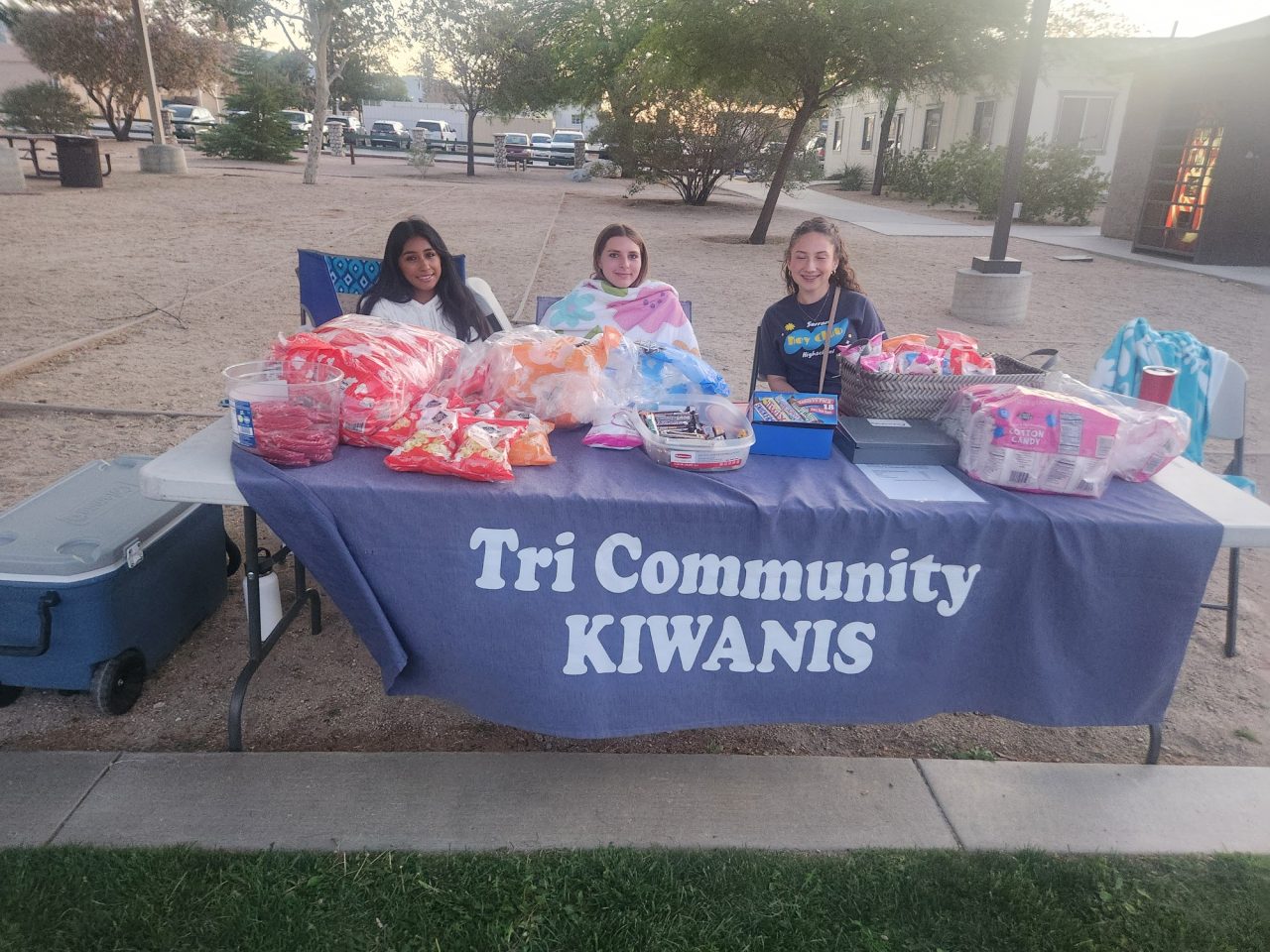 Kiwanis Key Club Members Selling Snacks for Movie Nights at the Park!